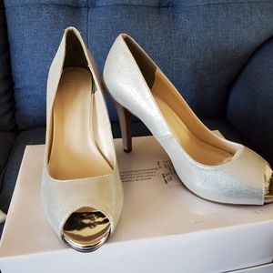 NWBox  Platform pumps, size 8.5